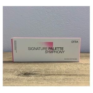 NIB Ofra Signature Palette